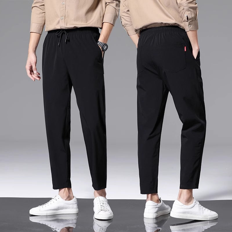 Black / M
